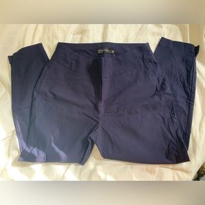 NWT!🤩 NY & Co. Navy Ponte Pants (L Petite)